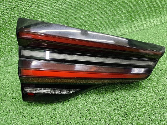 Фонарь левый внутренний BMW X3 G01 (2021-н.в.)