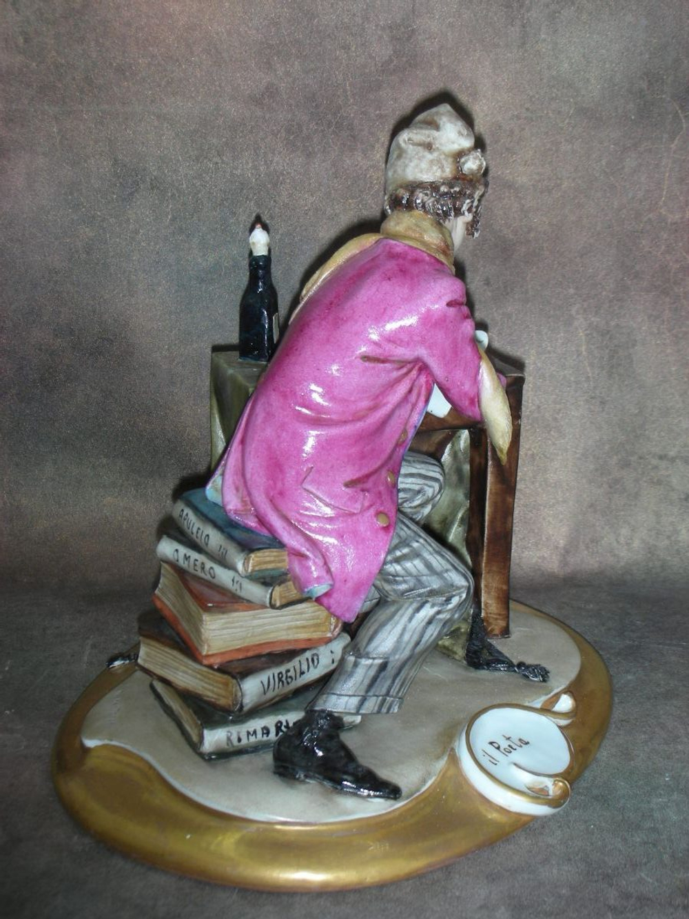 Статуэтка. Фарфор. Поэт. Capodimonte. Италия