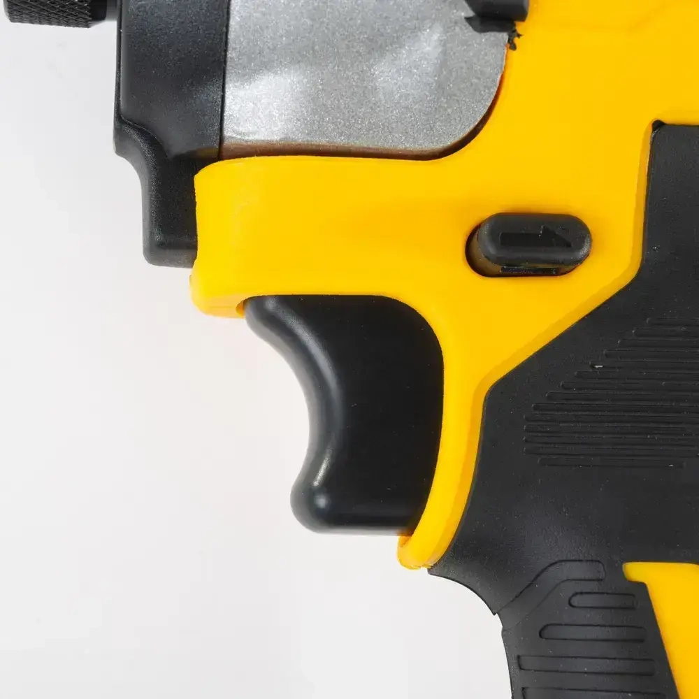 Dewalt, винтоверт аккумуляторный, DCF850, от аккумулятора, 18 В, 206 Нм, 2 акб