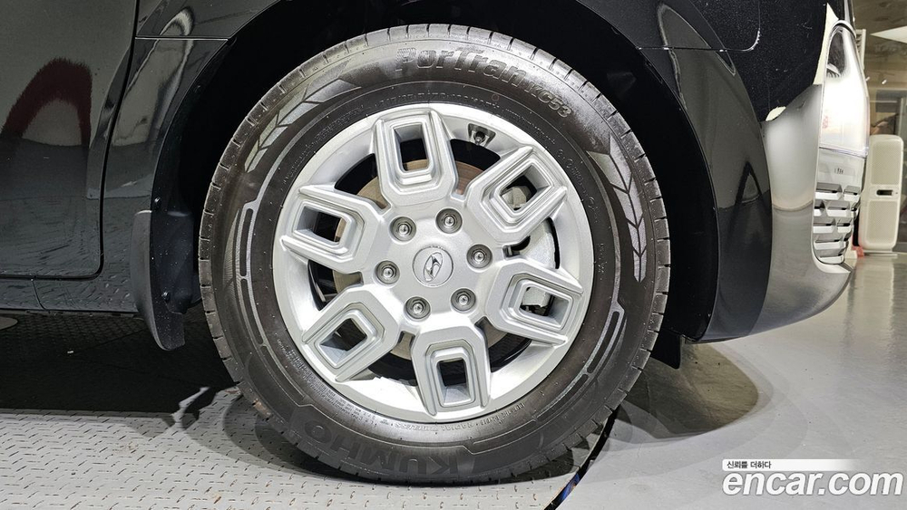 Hyundai Staria Cargo 5인승 (03.2023)