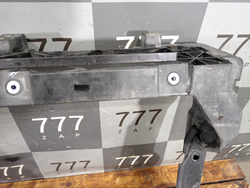 Панель передняя (телевизор) Hongqi HS5 19-нв Б/У Оригинал 8401030DD01