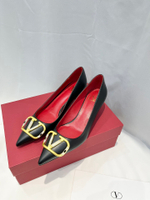 Valentino Vlogo Pump 4 cm