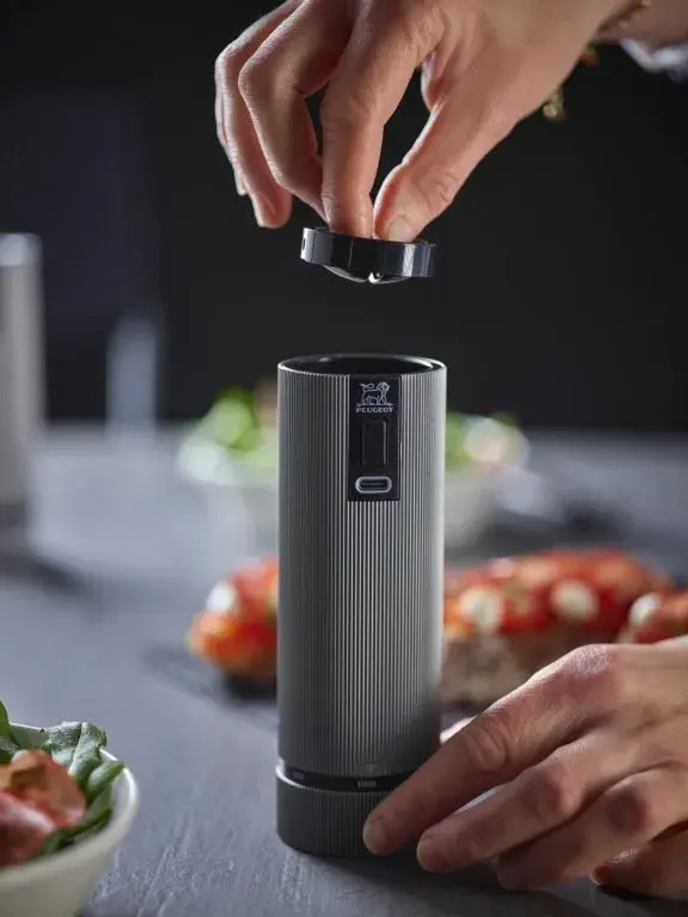 Peugeot Электрическая мельница для перца Line 15 см USB-C