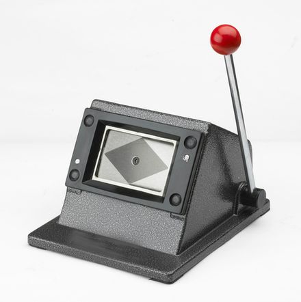 Вырубщик карт из картона Bulros ID8860