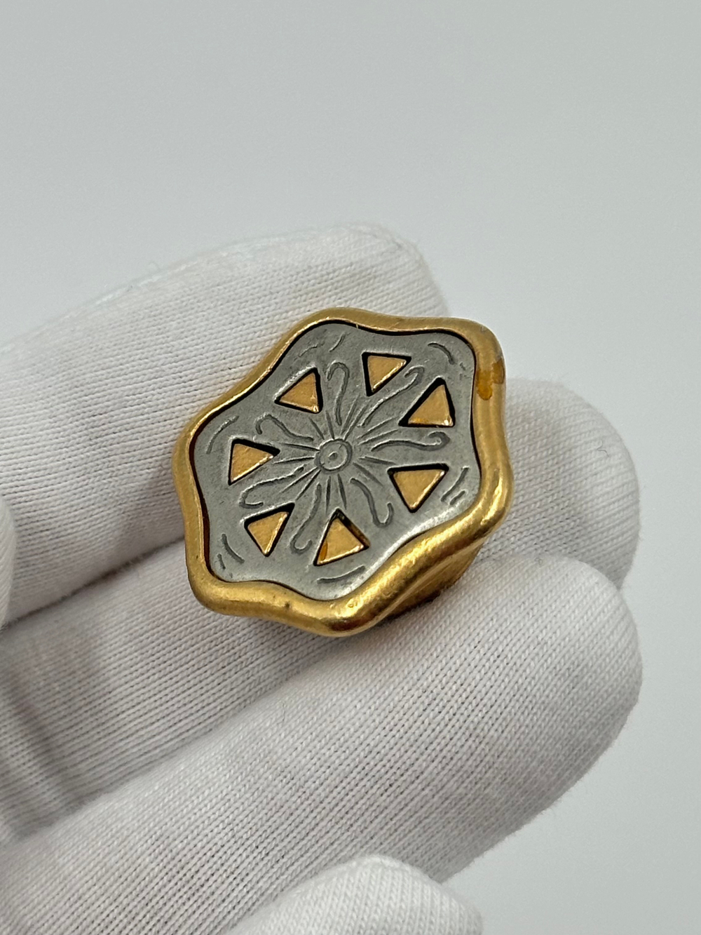 Накладка на пуговицу биколор