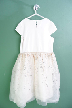 Платье H&M с принцессой, визуально на 8/10 лет