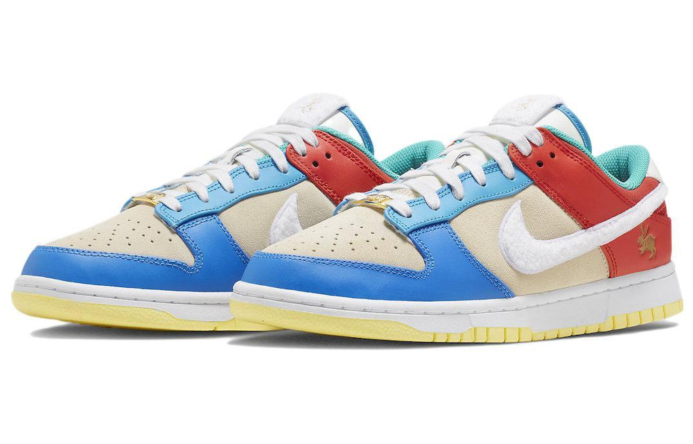 Кроссовки Nike Dunk Low "Year Of The Rabbit"