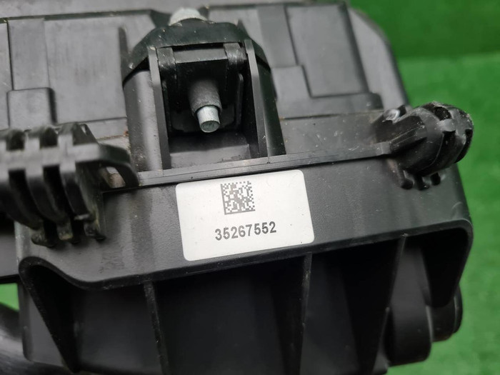 Блок предохранителей LR Discovery Sport (19-нв)