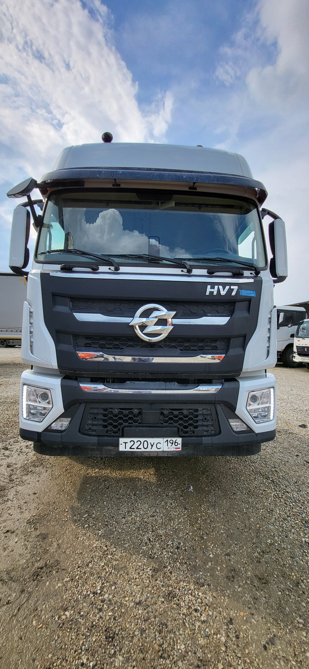 VASOL HV7 4x2 Седельный тягач DFD4189 (Дизельный, 13.0 л, 530 л.с. АТ)