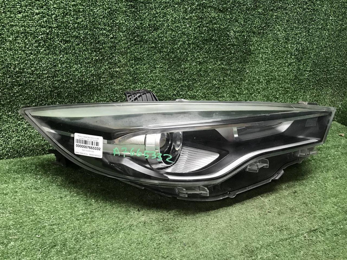 Фара правая Faw Besturn X80 (2018-2022) галоген