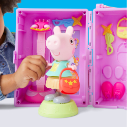 Hasbro СВИНКА PEPPA - Шкаф Пеппы Фигурка для переодевания 15 см + аксессуары G1017