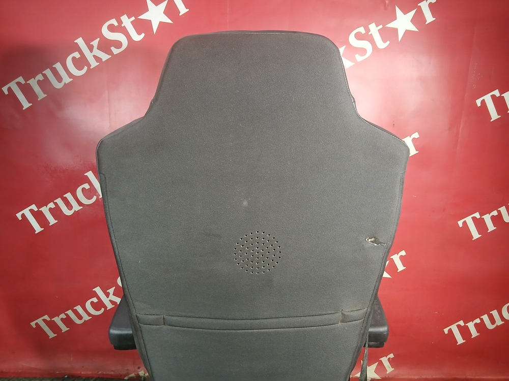 Комплект сидений пневматических 2023г