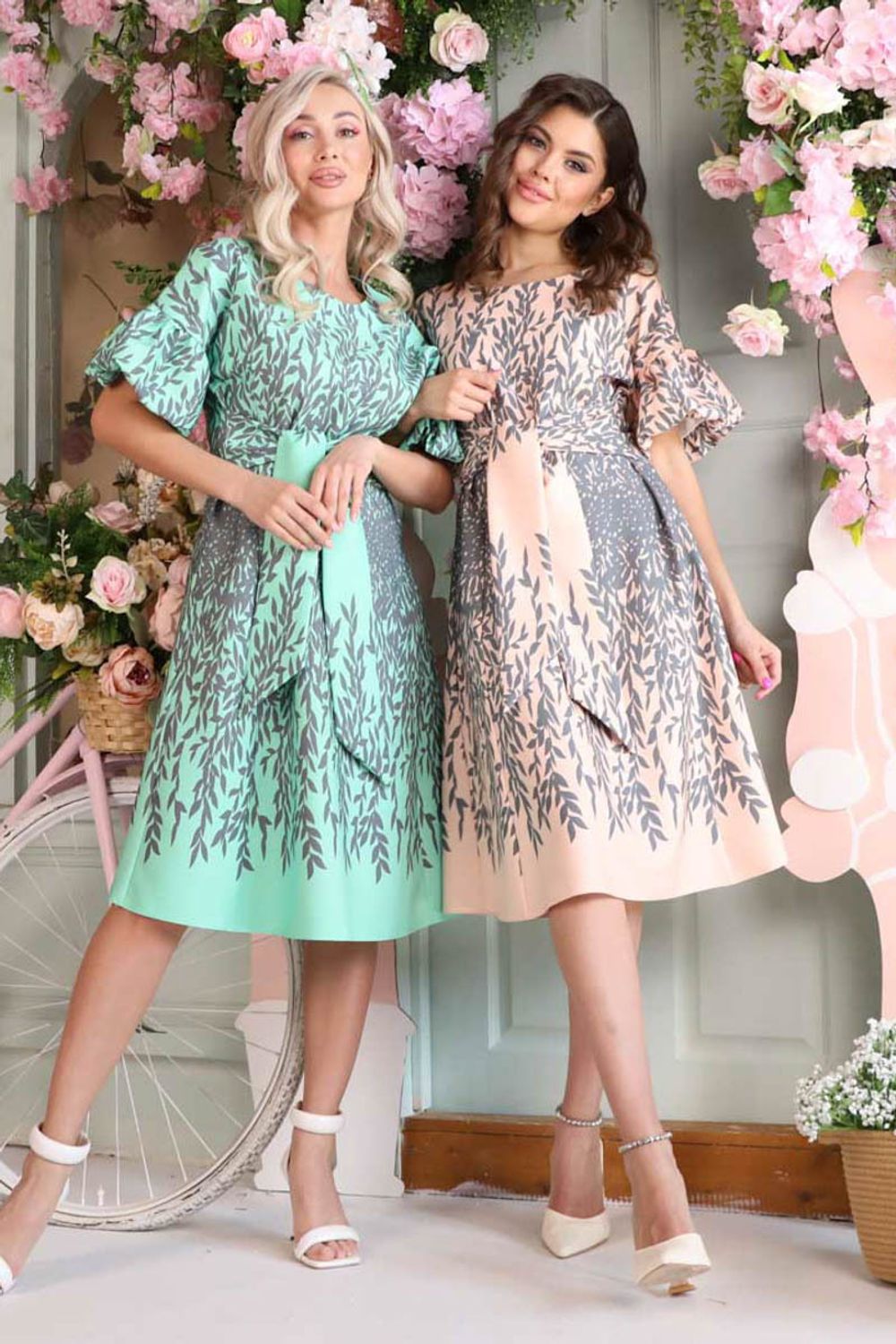 Платье П3-4690/6 Wisell (Акция)