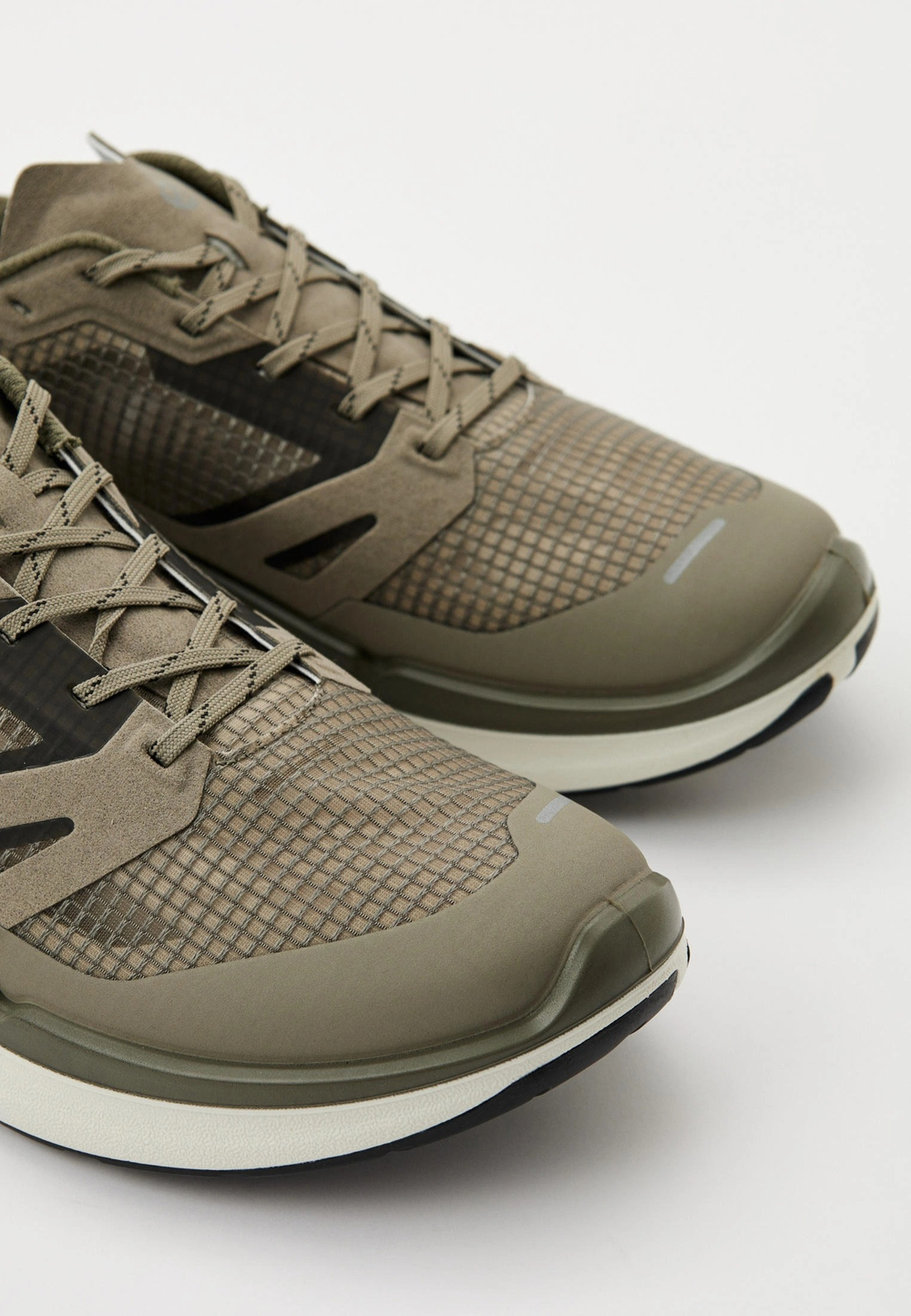 Кроссовки мужские ECCO BIOM 2.2 M