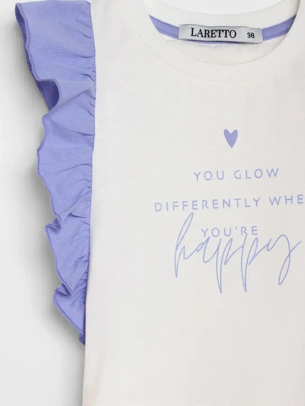 Костюм для девочки с шортами в садик