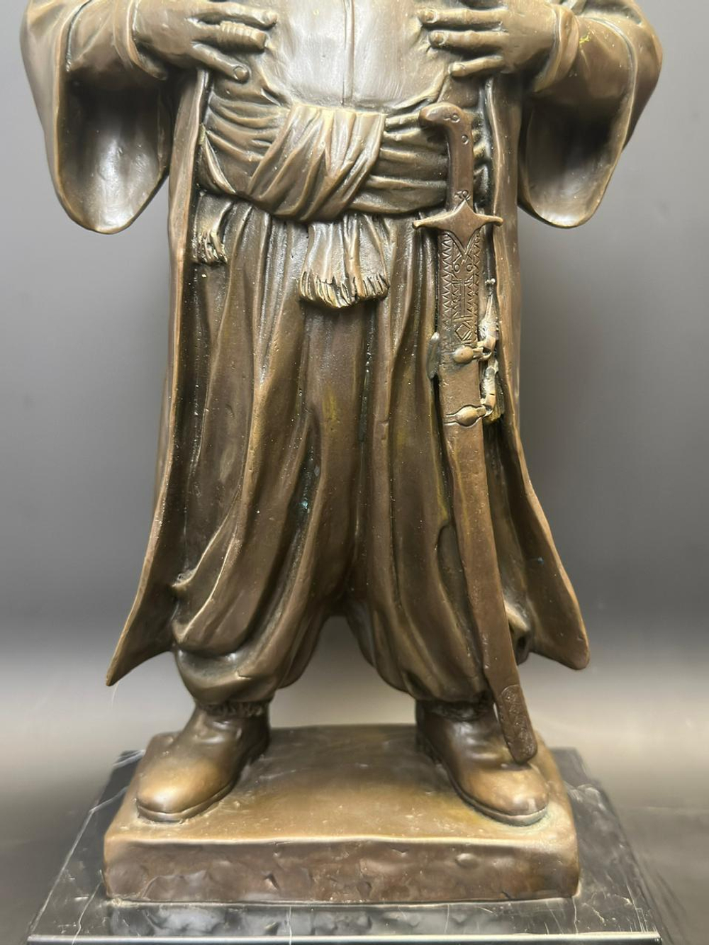 Бронзовая скульптура «Запорожский казак»