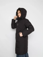 Куртка зимняя удлиненная с капюшоном