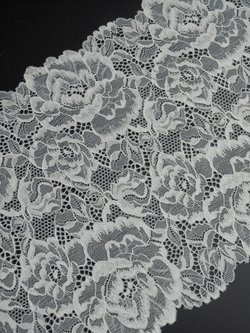 Эластичное кружево экрю ширина 21 см ОТРЕЗЫ