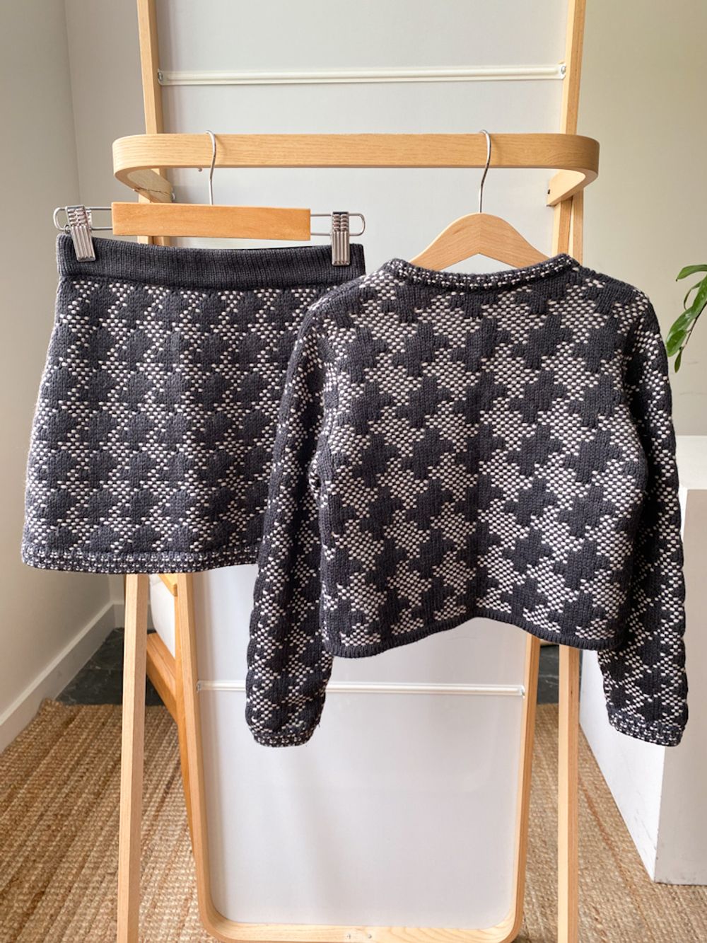 Шерстяной костюм Christian Dior, 110