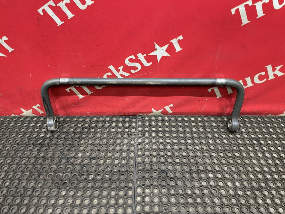 Стабилизатор передний