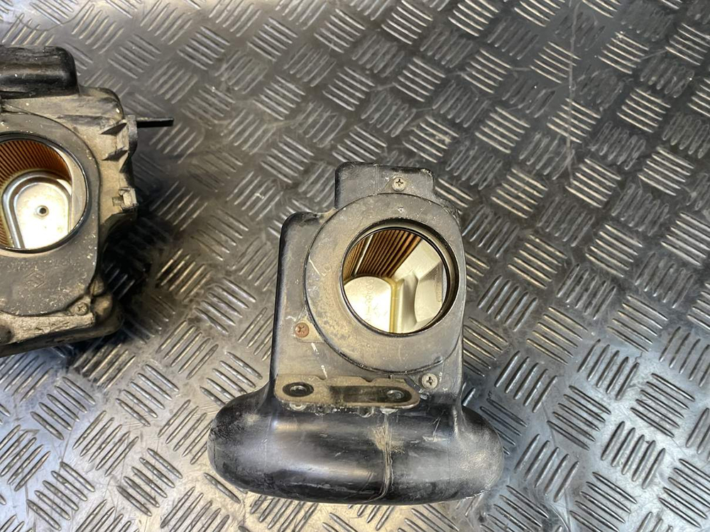 Корпус воздушного фильтра Suzuki Intruder VS750 VR51A (2 части)