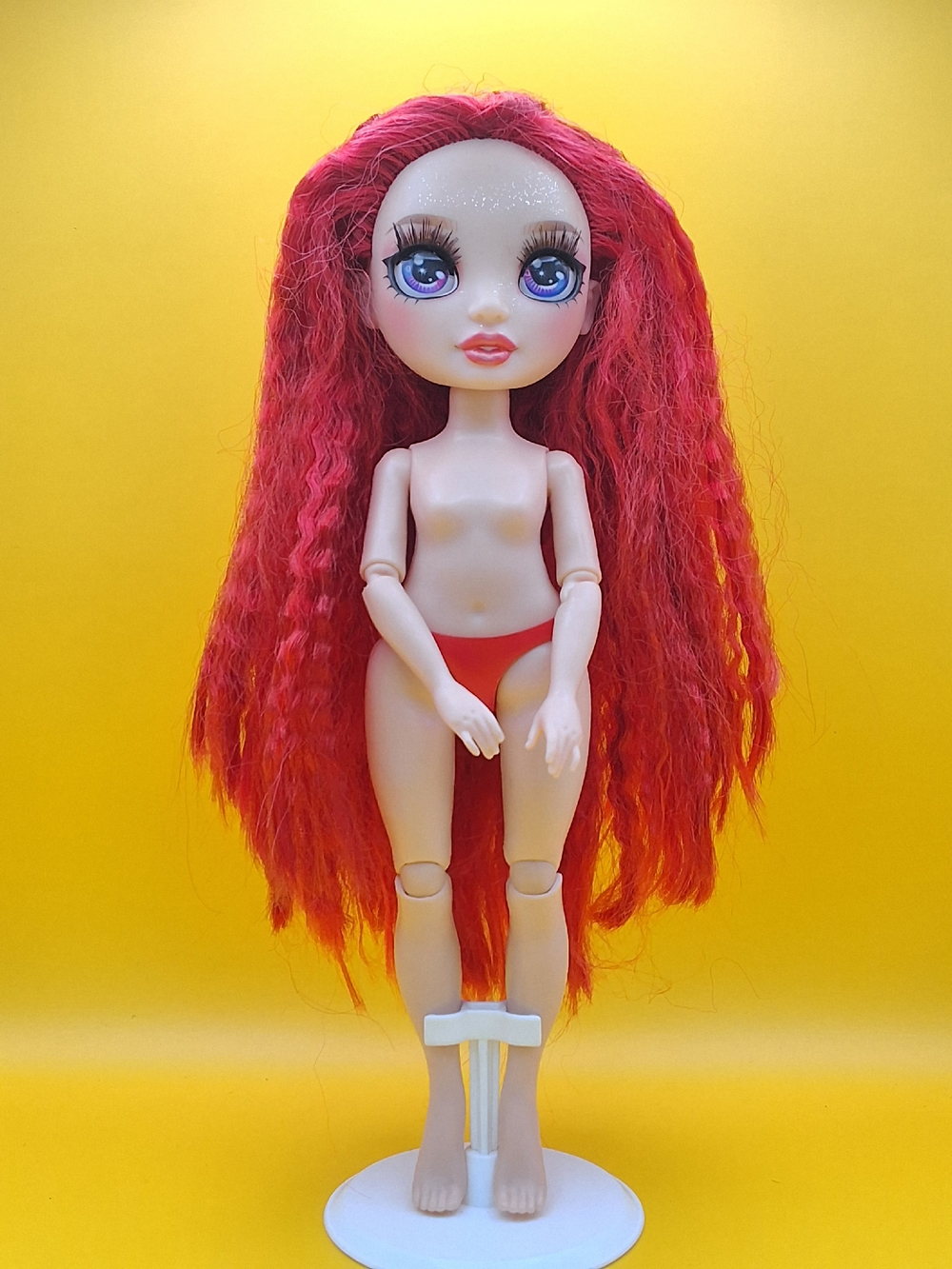Кукла Rainbow High Ruby Anderson 04001