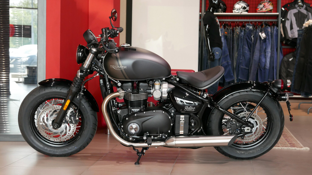 TRIUMPH BONNEVILLE BOBBER
