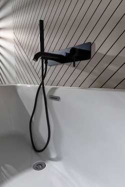 Акриловая ванна Allen Brau Priority 5 В 160x78 2.31005.21B белый матовый