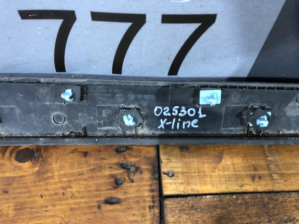 Накладка двери передней левой Kia Rio 4 X-Line 17-22 Б/У Оригинал 87713h0500