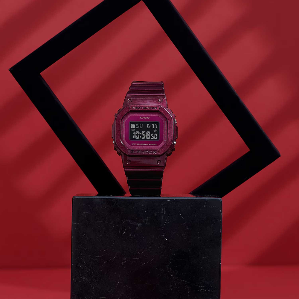 Часы Casio GMD-S5600RB-4