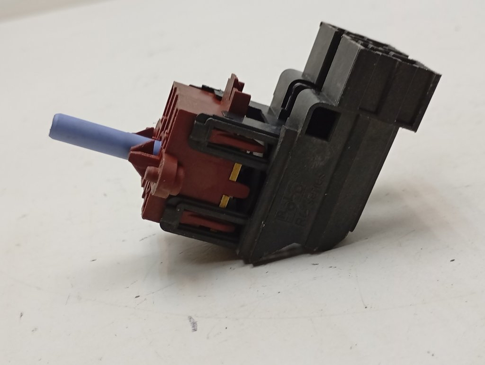 GOY1054L кт48 Селектор переключения программ для стиральной машины Candy 41033178 б/у