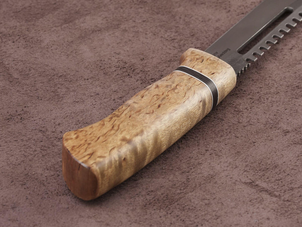 Рыбацкий нож "Барракуда", сталь AUS 8, рукоять стабилизированная карельская береза