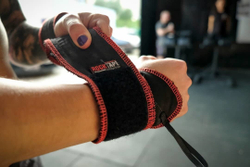 RockTape Кистевой бинт RockWrist wrap, черный