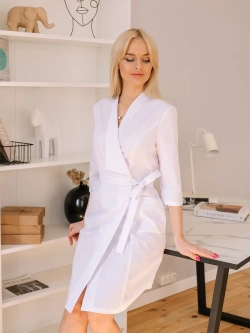 Халат медицинский на запах с лацконом белый