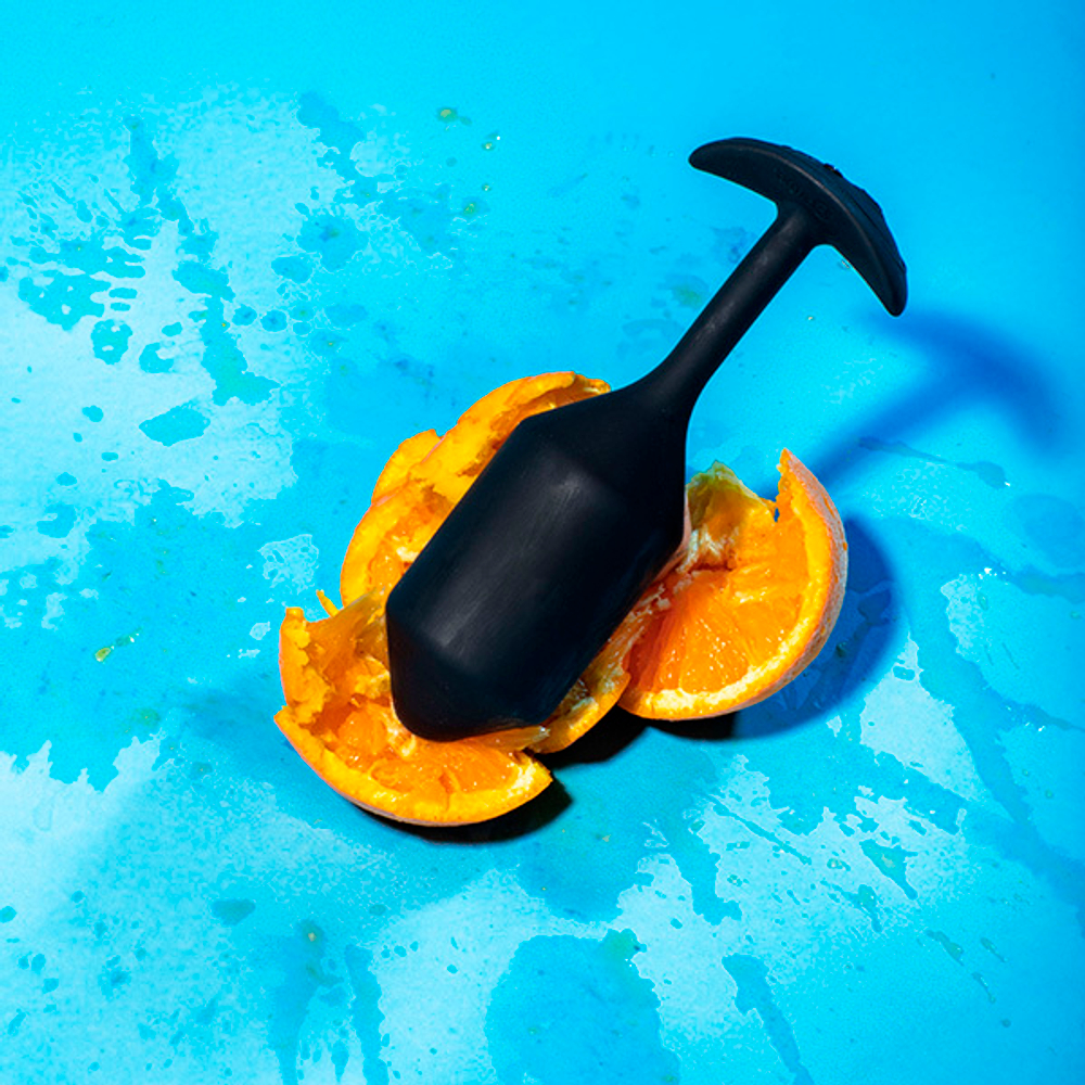 Черная пробка для ношения с вибрацией 15см b-Vibe Vibrating Snug Plug 4 BV-015-BLK