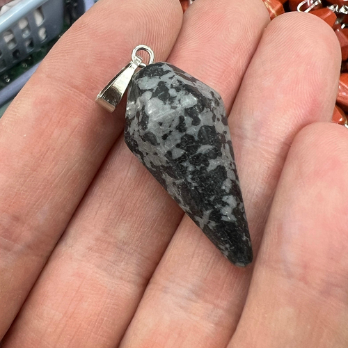 Кулон Маятник из камня Обсидиан Снежный, 34х15 мм