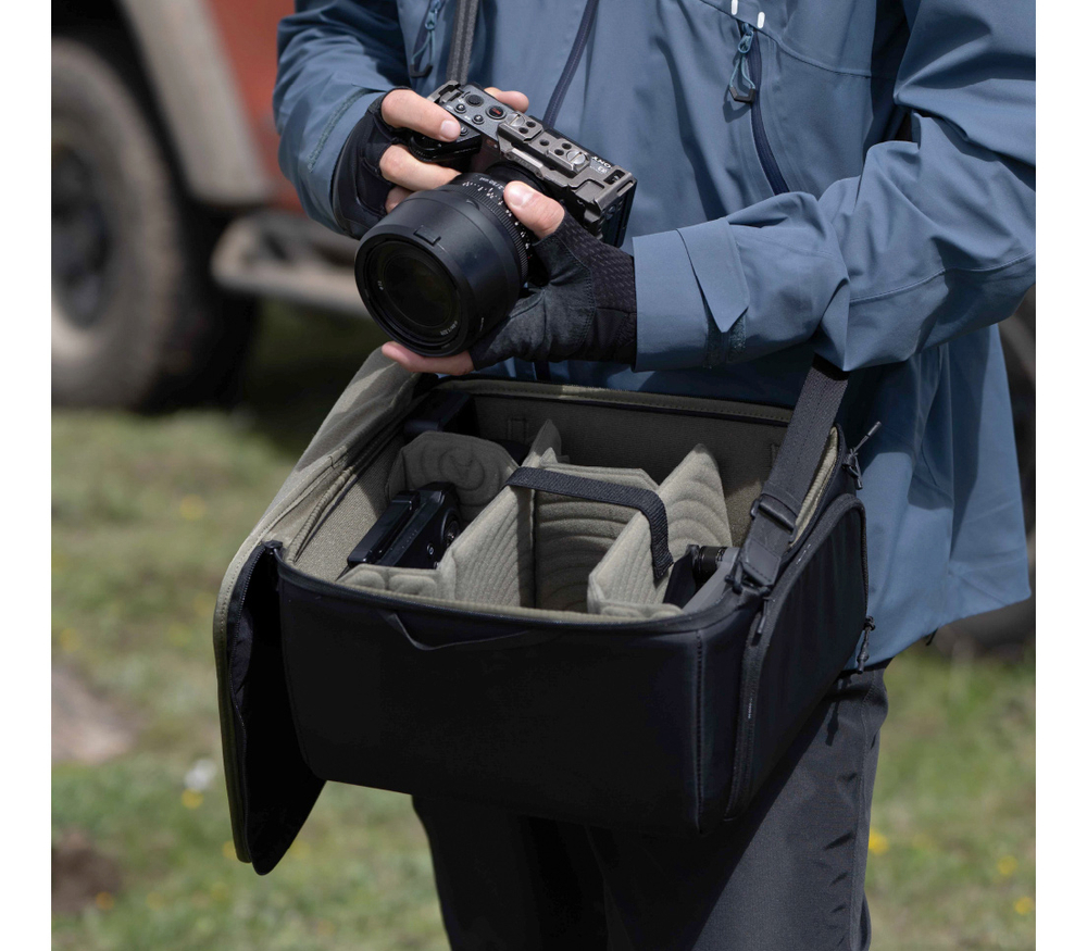 Рюкзак PGYTECH OnePro Flex 30L + Camera Insert M, цвет Space Black