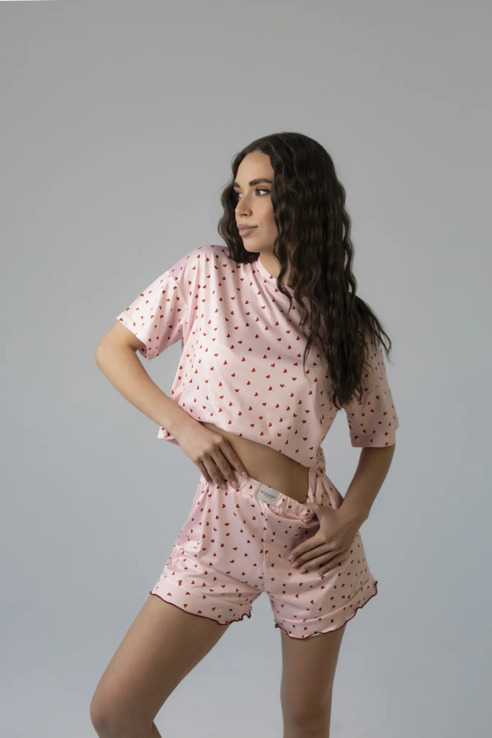 Пижама с шортами и топом с сердечками PK-KIT-Pink