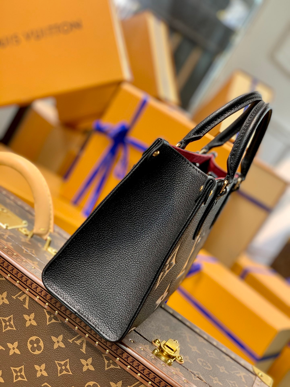 Louis Vuitton OnTheGo PM