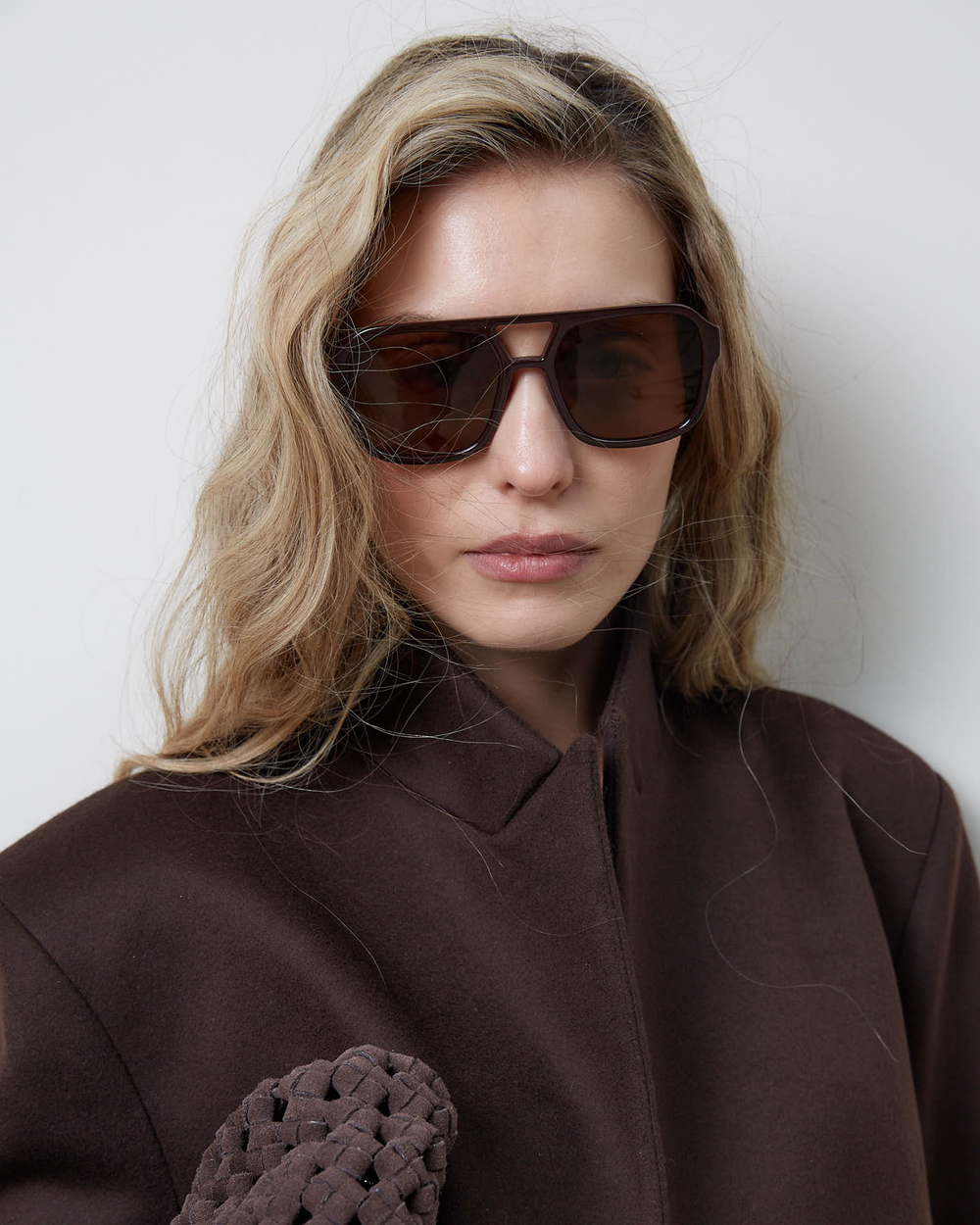 Пальто с асимметричным низом из шерсти и кашемира Диор темный шоколад