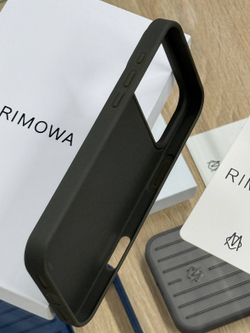 Чехол на iPhone 17 Pro Max Rimowa