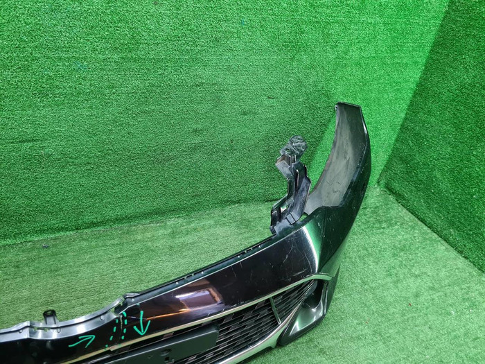 Бампер передний Toyota Camry xv50 (2017-2018)