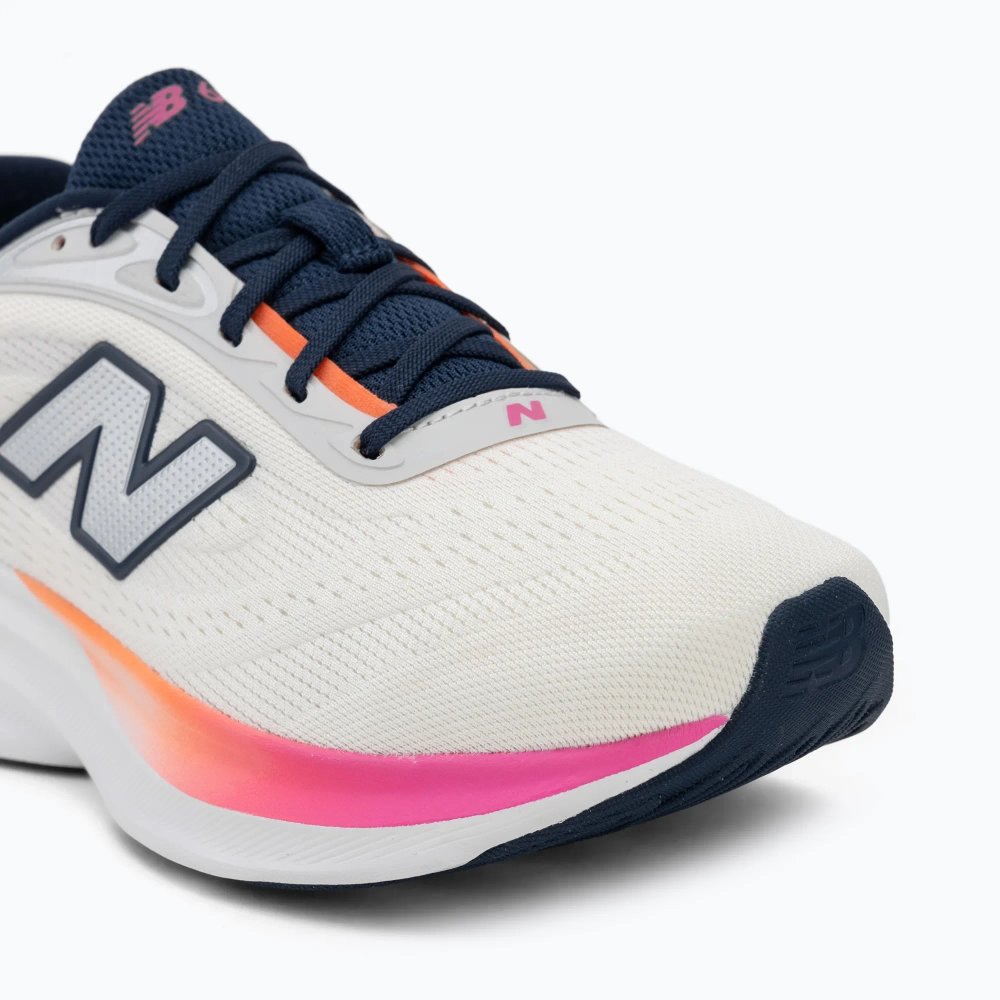 Женские Кроссовки для бега New Balance Fresh Foam 680's V9 sea salt/tangerine heat/pink heat