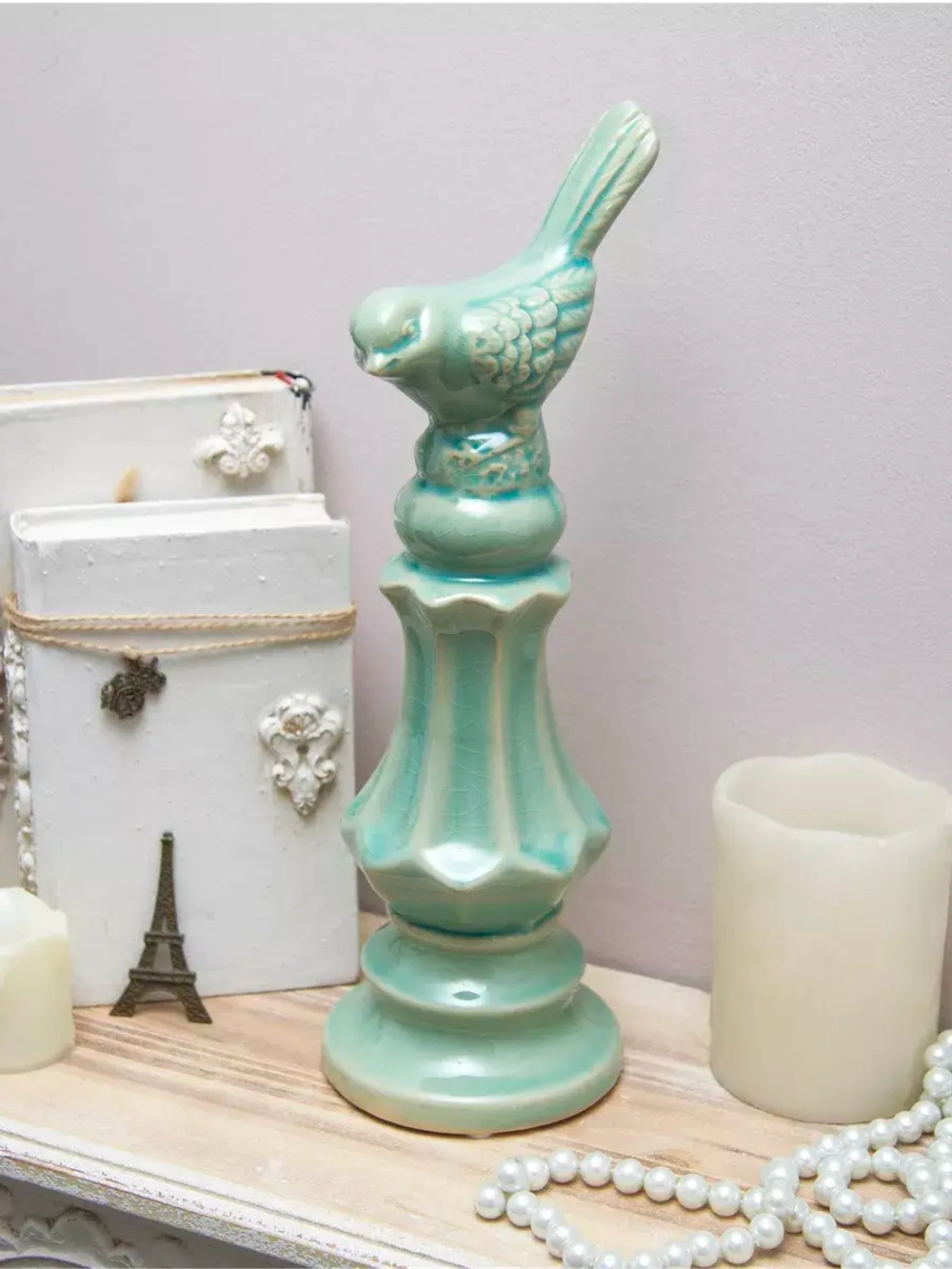 Статуэтки для интерьера на полку