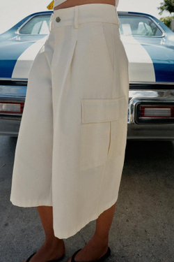 ZARA ДЛИННЫЕ ШОРТЫ КАРГО, ЭКРЮ