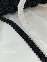 Тесьма отделочная вязаная косичка черная