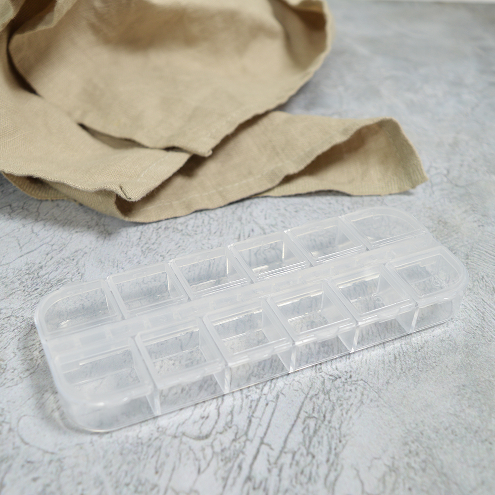 Органайзер для таблеток 12 ячеек 13*5*1,5см