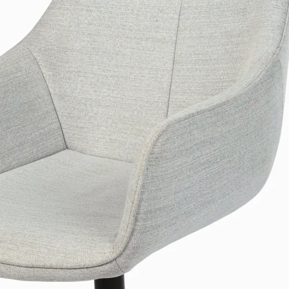 Офисное кресло Arkus