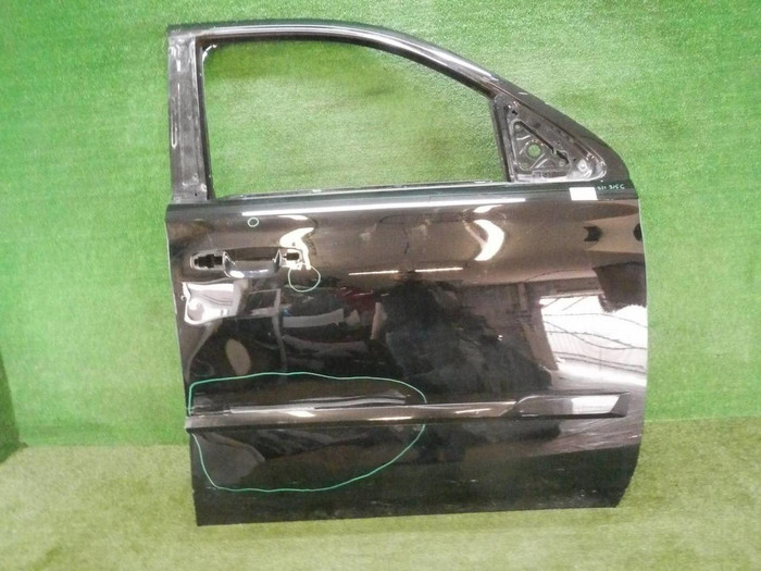 Дверь передняя правая Cadillac Escalade 4 (2014-2020)