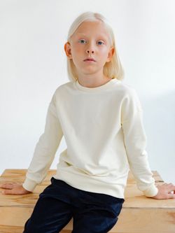 Свитшот сливочного цвета